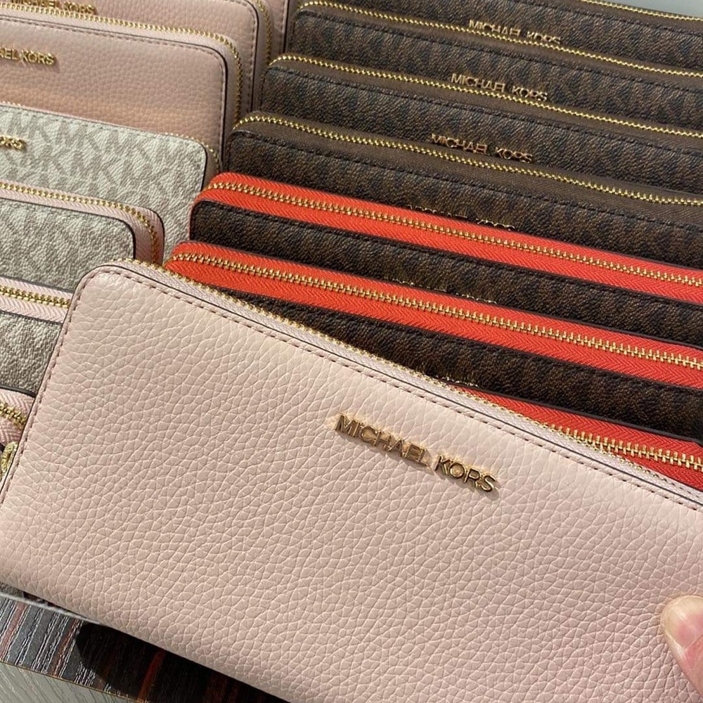 Crossgrain Leather Continental Wristlet
